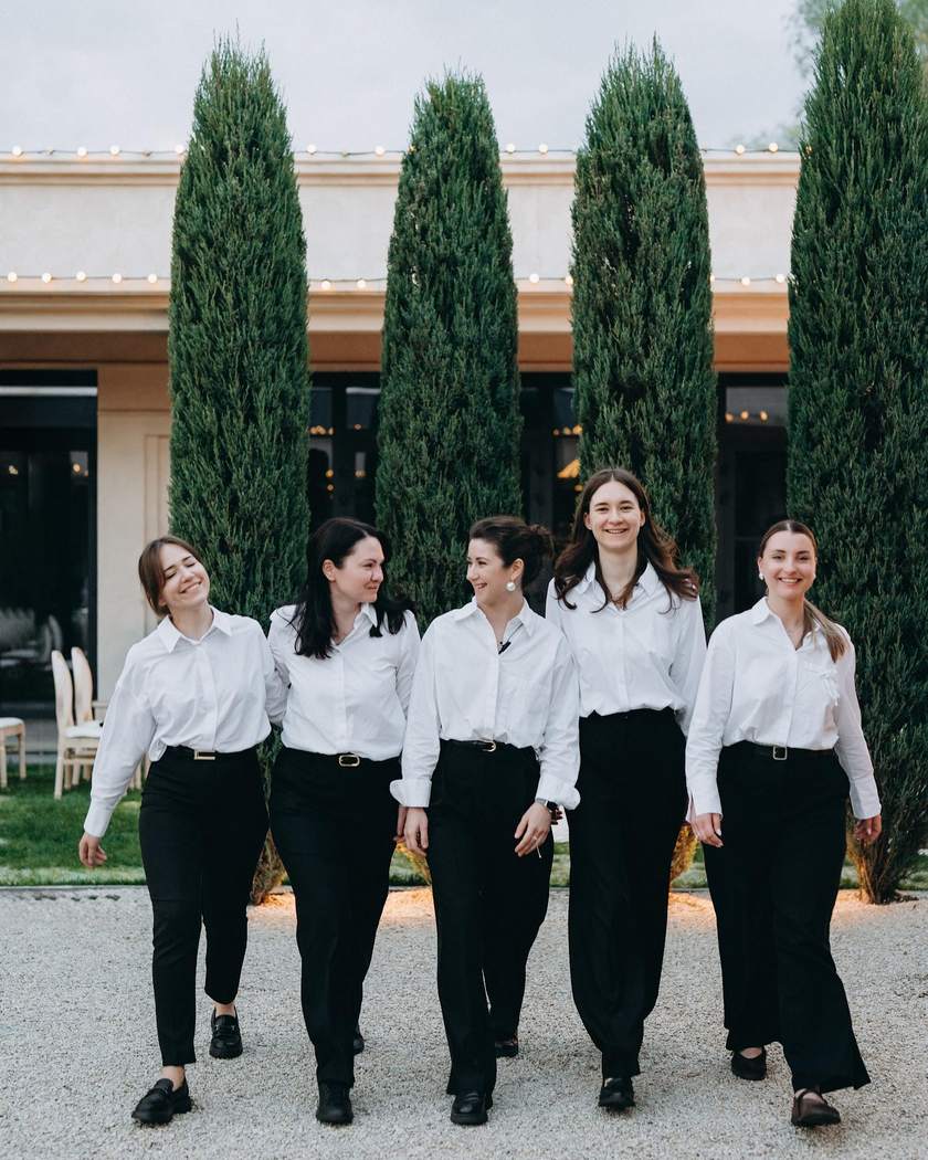 Команда агенції Mariana Wedding на весіллі